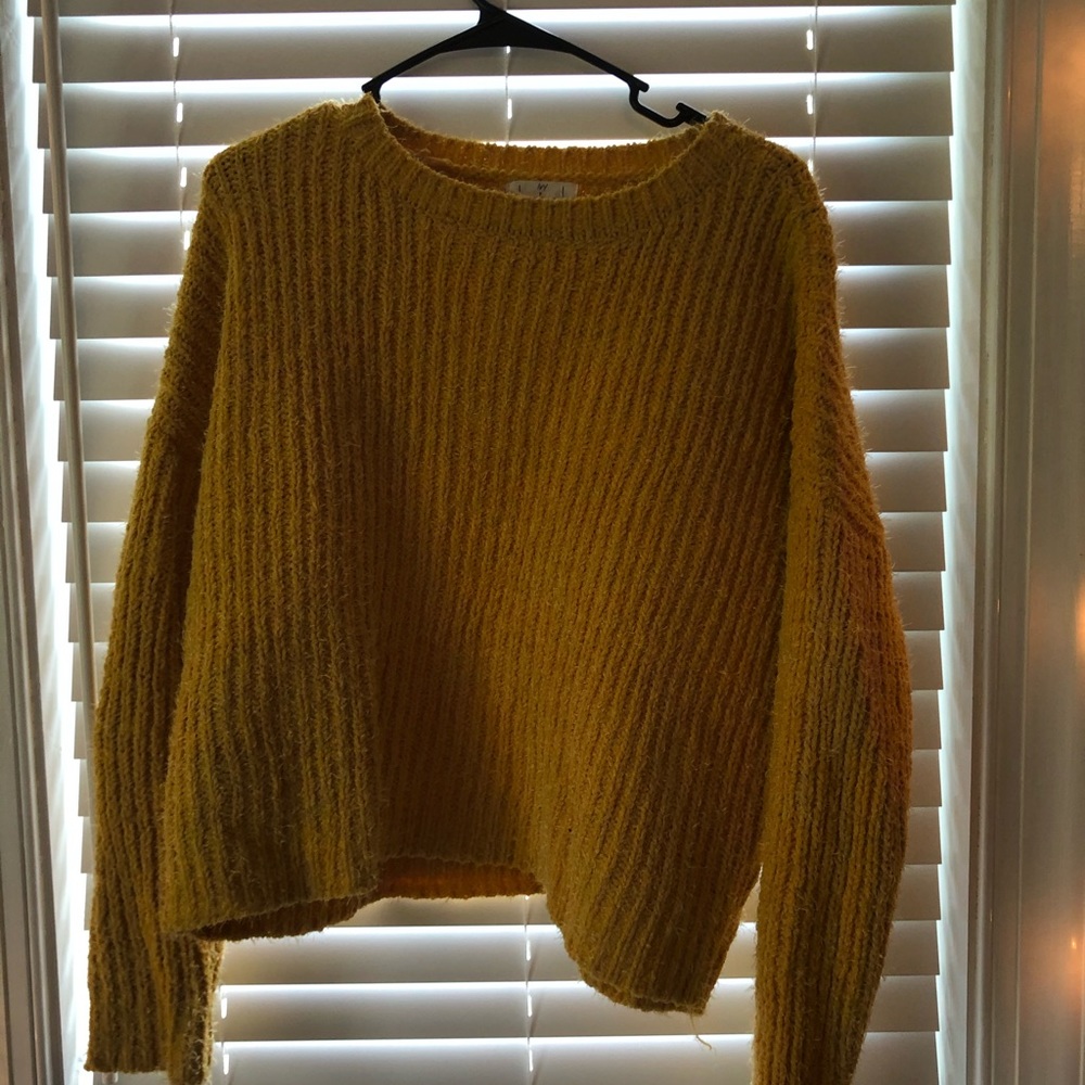 yellow sweater
